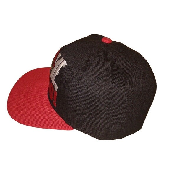 Super Mario Embroidered Mario with Red Brim Fitted Baseball Cap! Lik3 N3w - Picture 4 of 5